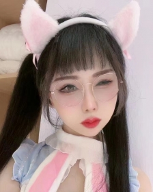 ɽ-أ飩